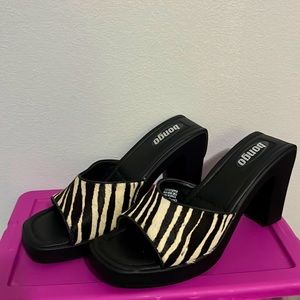 90’s Bongo chunky heels